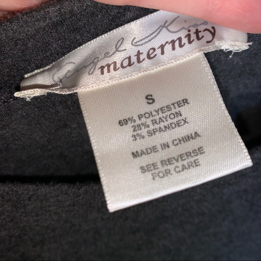 Maternity You’re Kickin Me Smalls Top - Picture 4 of 8